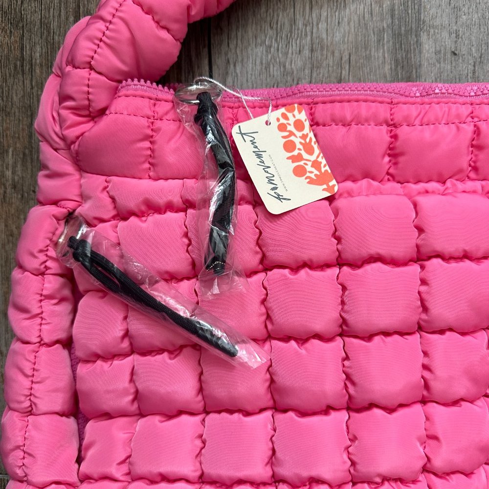 Free People FP Movement Quilted Carryall Bubblegum Pink - Factory Sealed - Picture 3 of 16